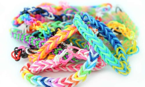 Craft%20-%20NT%20Easter%2005%20-%20A%20different%20kind%20of%20King%20-%20Easter%20story%20bracelets-99a3886d Ideas
